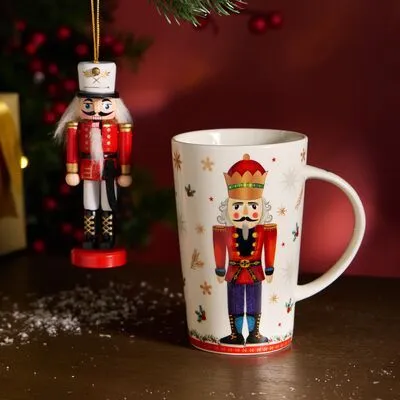 Набор подарочный "ЩЕЛКУНЧИК" (кружка фарфор 385мл+ёлочная игрушка) красный в под.уп