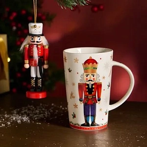 Набор подарочный "ЩЕЛКУНЧИК" (кружка фарфор 385мл+ёлочная игрушка) красный в под.уп